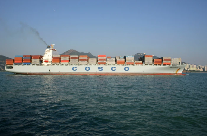 Container pieni per trasporto via mare dalla Cina-Giappone